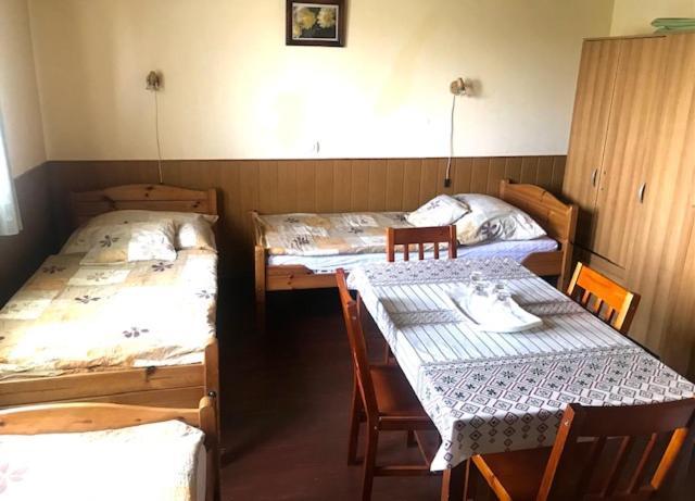 Convoy Panzio Bed & Breakfast Szajol Exterior photo